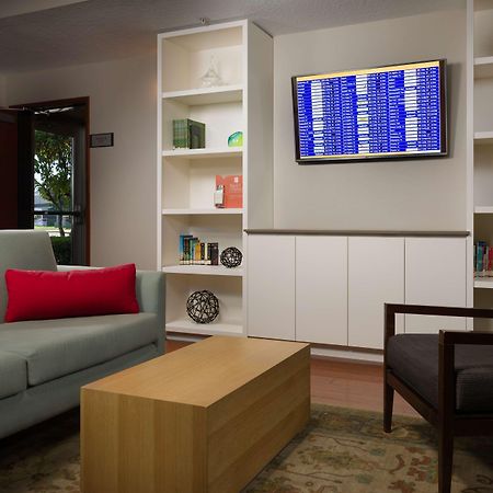 Country Inn & Suites By Radisson, Portland International Airport, Or Экстерьер фото