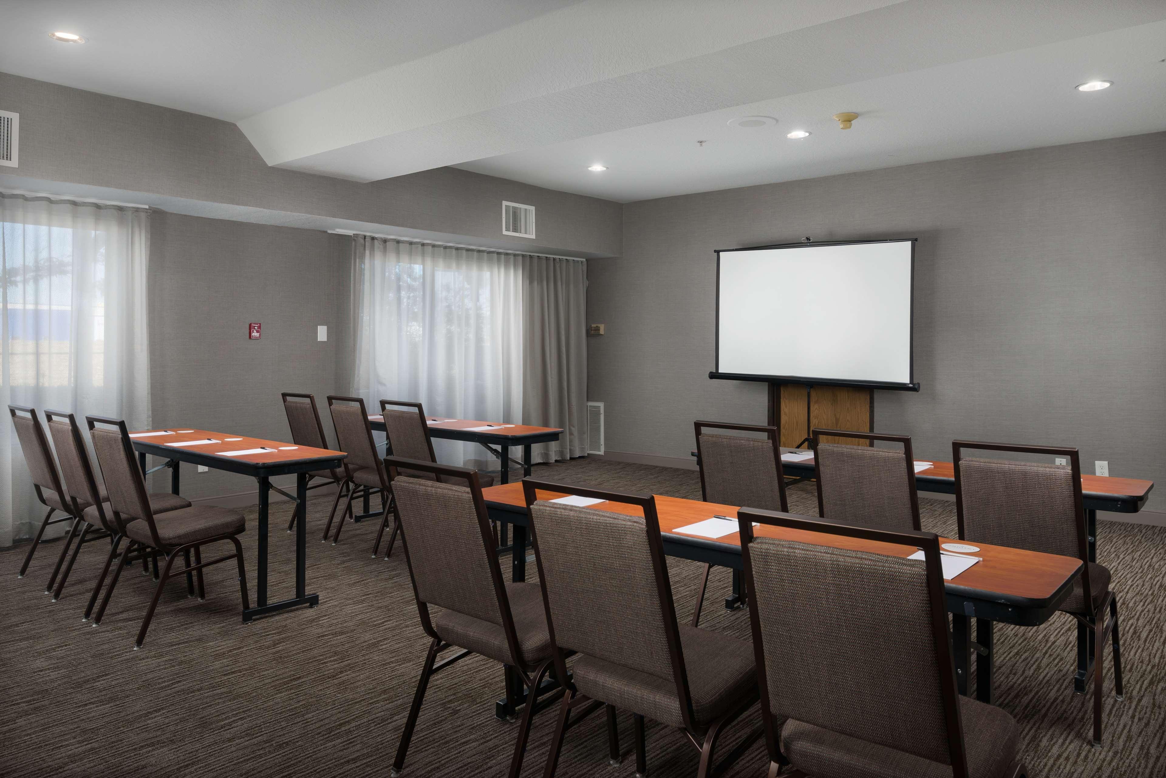 Country Inn & Suites By Radisson, Portland International Airport, Or Экстерьер фото