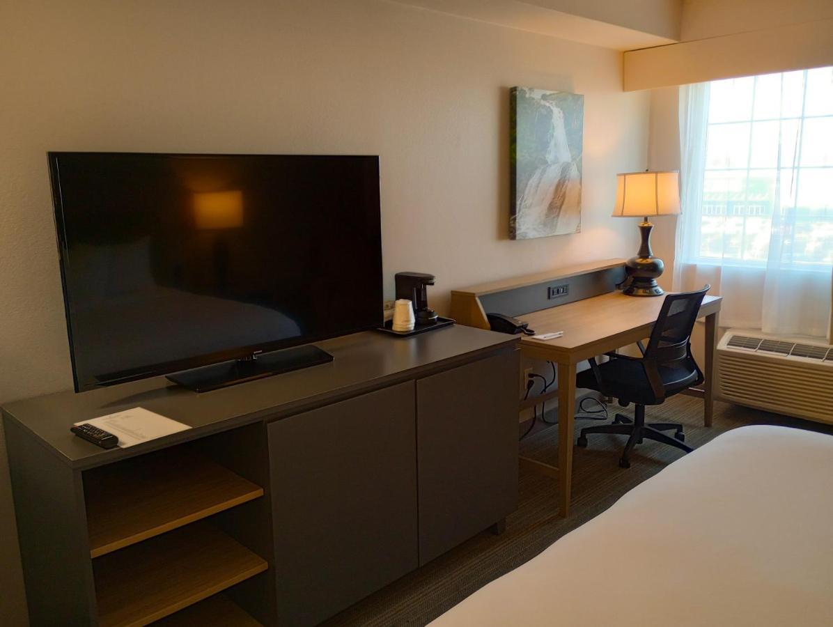Country Inn & Suites By Radisson, Portland International Airport, Or Экстерьер фото